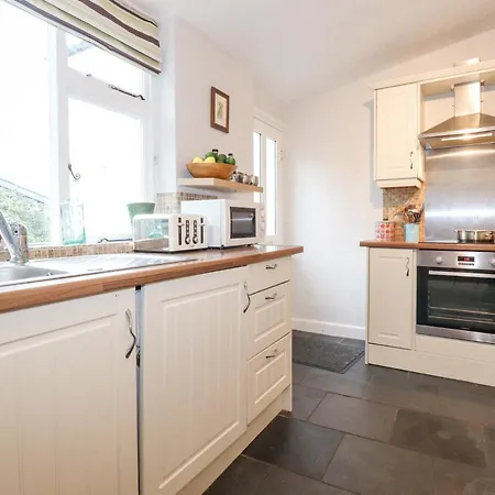 Yanway * Windermere